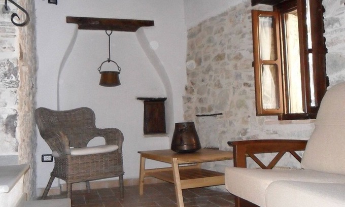 Terria House | Holiday Home 'Casa Di Silvia A Bernara' with Mountain View