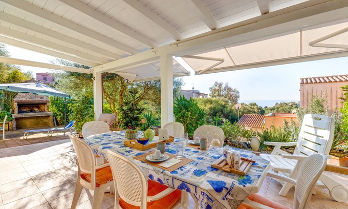Torre dei Corsari House | Holiday Home "Casa Donatella Torre dei Corsari" with Sea View and Wi-Fi