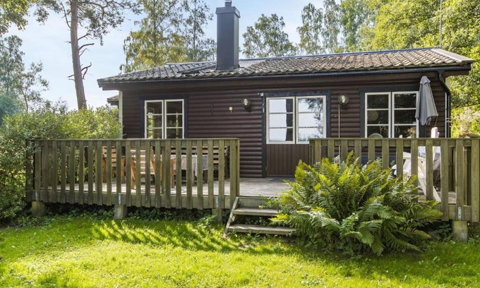 Fjalkinge House | Holiday Home Kjuge Nya Huset by Interhome