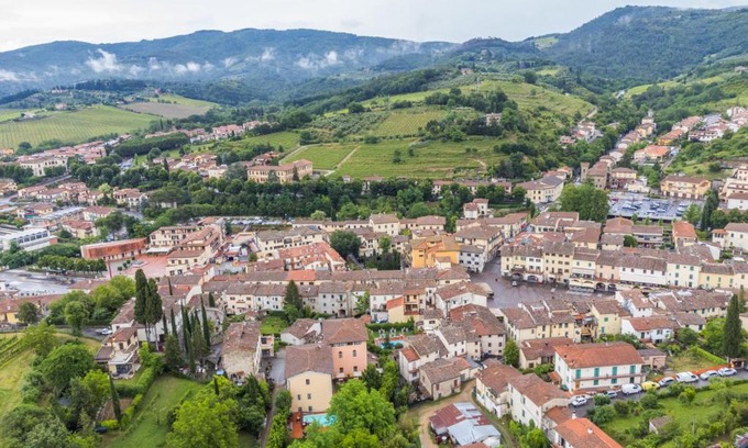 Greve in Chianti House | Holiday Home La Casina di Luca by Interhome