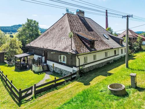 Lenora House | Holiday Home Lenora II by Interhome