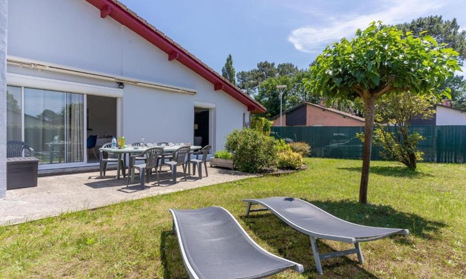 Mimizan House | Holiday Home Les Trounques-1 by Interhome