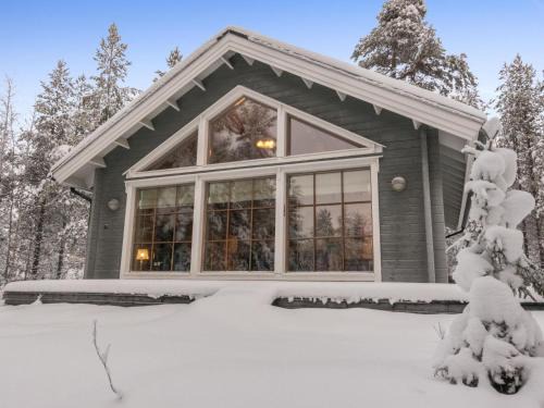 Lampivaara House | Holiday Home Luoston karpalo by Interhome