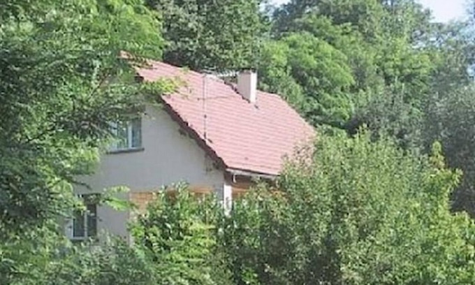 Nance House | Holiday Home 'Maison Sur 2 Niveaux' with Private Terrace, Private Garden and Balcony