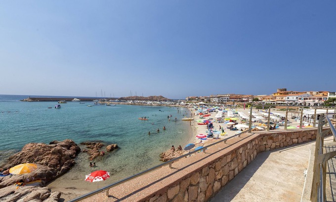 Paduledda House | Holiday Home "Relax e Vista Mare" with Sea View & A/C