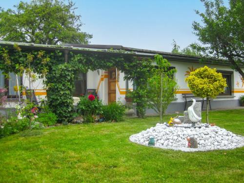 Oberes Geratal House | Holiday Home Schneider by Interhome