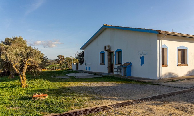 Gonnesa House | Holiday Home "Su Cuili" with Mountain View, Shared Pool & A/C