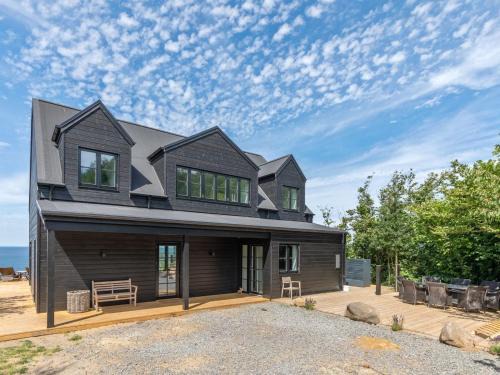 Vang House | Holiday Home Thormoth - 200m from the sea by Interhome