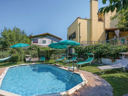 San Vivaldo House | Holiday Home Villetta nel Verde by Interhome