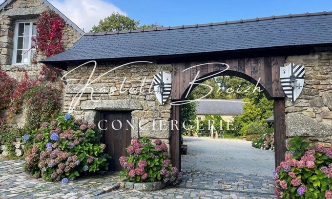 Saint-Gilles-Pligeaux House | Holiday house St Nicolas du Pélem for 1 - 4 persons with 2 bedrooms - Holiday house