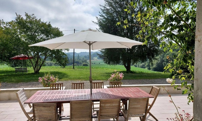 Bergouey House | Holiday house Bergouey for 1 - 10 persons with 5 bedrooms - Twin house