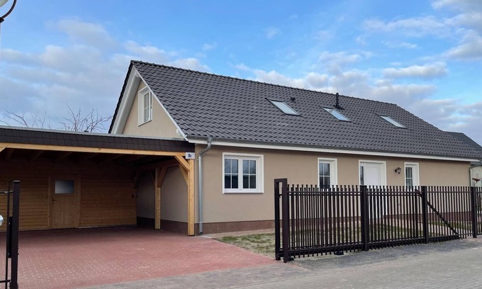 Fehrbellin House | Holiday house Fehrbellin for 1 - 12 persons with 5 bedrooms - Holiday home