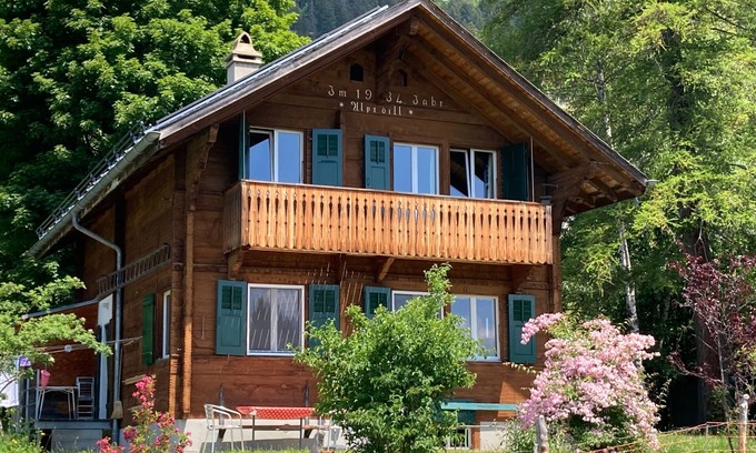 Hasliberg Ski Chalet | Holiday house Hasliberg Wasserwendi for 1 - 7 persons with 3 bedrooms - Holiday house