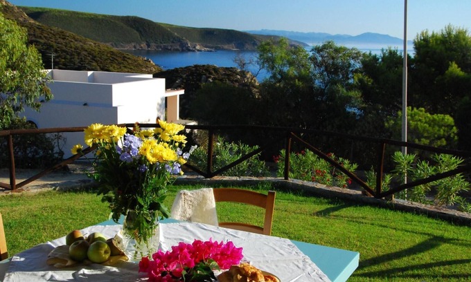 Torre dei Corsari House | Holiday house Torre dei Corsari for 1 - 4 persons with 2 bedrooms - Holiday home