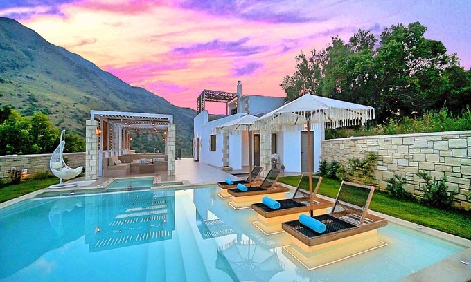 Kavallos House | Holiday house Kavallos for 1 - 8 persons with 3 bedrooms - Holiday house