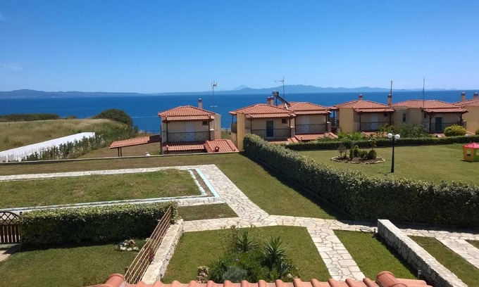 Nea Propontida House | Holiday house Nea Moudhania for 1 - 5 persons with 3 bedrooms - Twin house