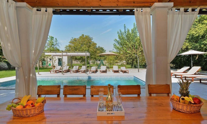 Rojnici House | Holiday house Rojnici for 1 - 16 persons with 7 bedrooms - Holiday home