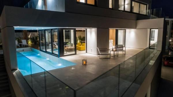 Sutivan House | Holiday house Sutivan for 1 - 10 persons with 4 bedrooms - Holiday house