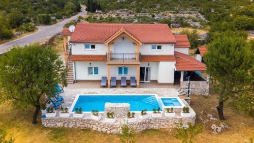 Lecevica House | Holiday house with a swimming pool Lecevica, Zagora - 22829