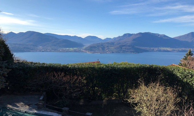 Trarego Viggiona House | Holiday house with a wonderful lake view, pool and large garden, family friendly