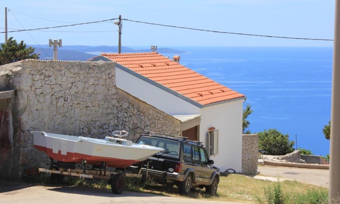 Ustrine House | Holiday house with WiFi Ustrine, Cres - 8037