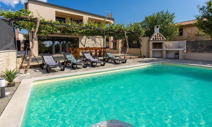 Modrusani House | Holiday house Zminj for 1 - 7 persons with 3 bedrooms - Holiday home