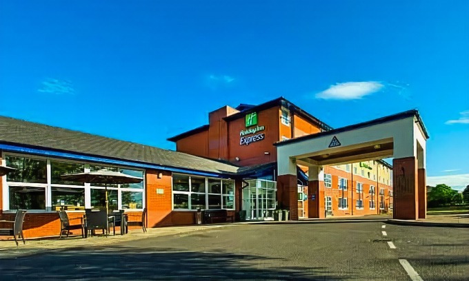 Burton on Trent Hotel | Holiday Inn Express Burton on Trent, an Ihg Hotel