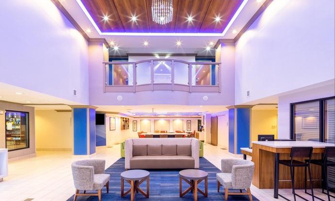 Coventry Hotel | Holiday Inn Express - Coventry S - West Warwick Area