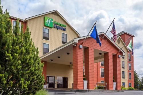 Grants Pass Hotel | Holiday Inn Express Grants Pass by IHG