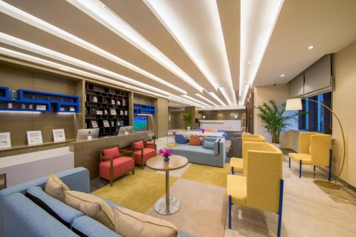 Pingba County Hotel | Holiday Inn Express Guian Yungu by IHG