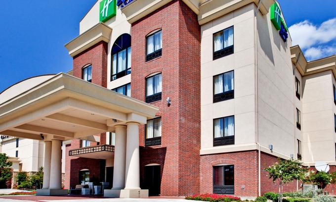 Hurst Hotel | Holiday Inn Express Hotel & Suites DFW West - Hurst, an IHG Hotel