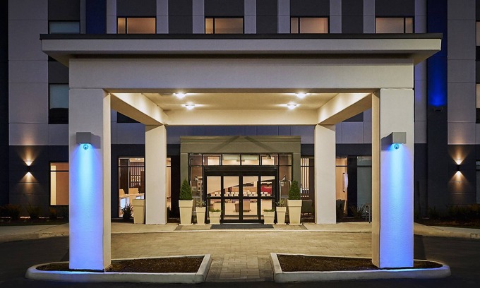 Point Edward Hotel | Holiday Inn Express Sarnia - Point Edward by IHG