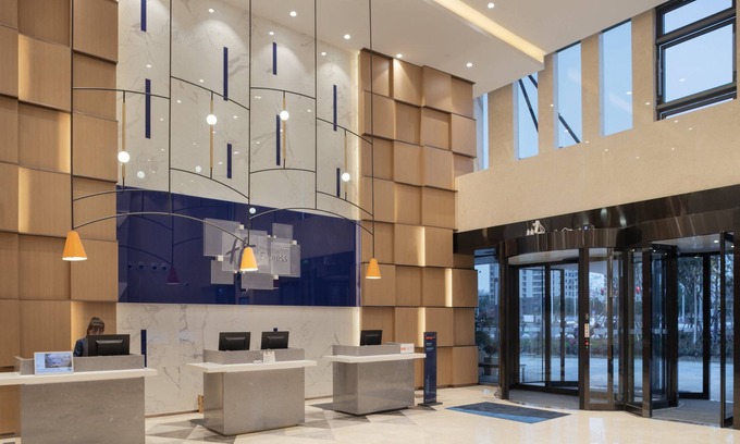 Qingpu Hotel | Holiday Inn Express Shanghai Huijin by IHG