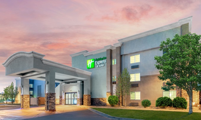Wheat Ridge Hotel | Holiday Inn Express & Suites Wheat Ridge-Denver West, an Ihg Hotel