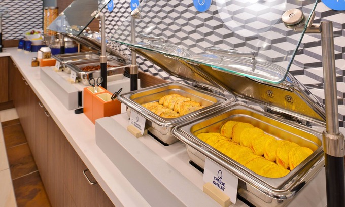 Jamestown Hotel | Holiday Inn Express & Suites Jamestown by IHG