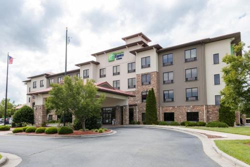 Lexington Hotel | Holiday Inn Express & Suites Lexington North West-The Vineyard by IHG