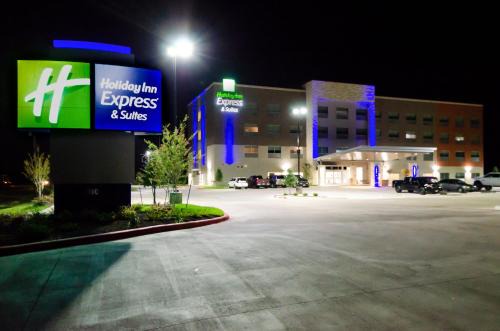 Taylor Hotel | Holiday Inn Express & Suites Taylor by IHG