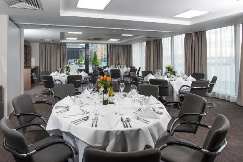 East Acton Hotel | Holiday Inn London West by IHG