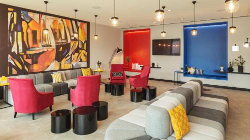 Feuerbach-Ost Hotel | Holiday Inn - the niu, Form Stuttgart Feuerbach by IHG