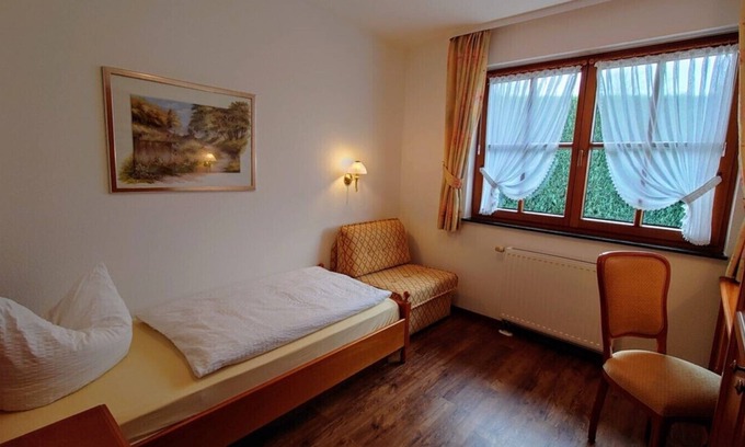 Sorge Apartment | Holiday Lights. Game - FeWo's at Brockenblick