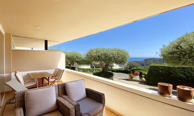 Aiguablava Apartment | Holiday rental apartment with swimming pool in Begur, Aiguablava