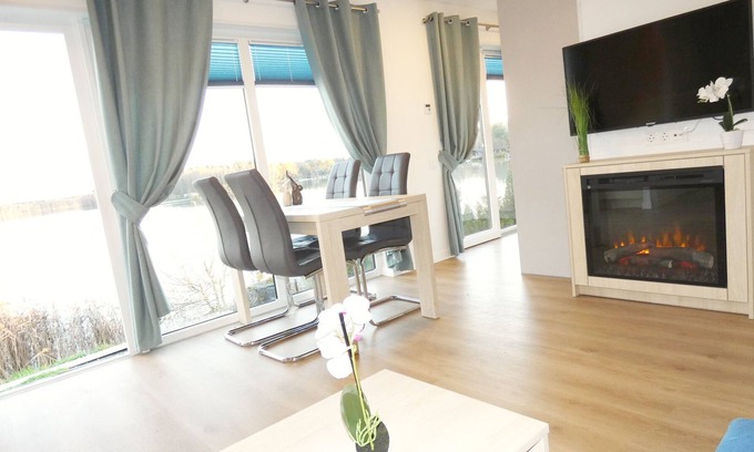 Wackersdorf Ski Chalet | Holidays at the lake in Bavaria with a sandy beach