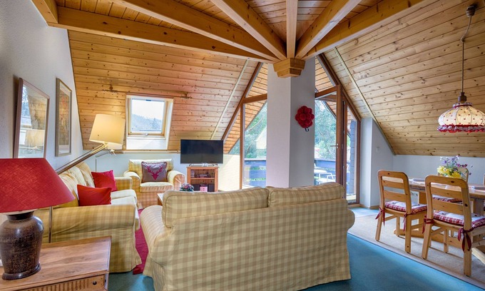 Titisee-Neustadt Apartment | Holidays on Lake Titisee - Welcome to the apartment 'Erle'