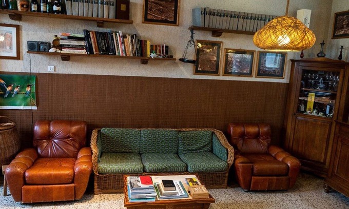 Cappella De' Picenardi House | Holidays with swimming pool in a former country school from 1885