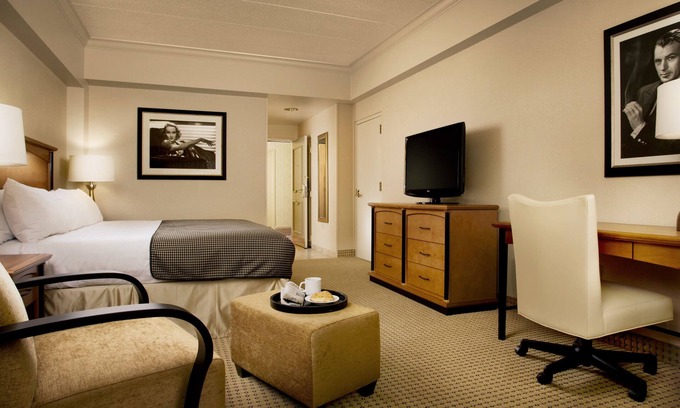 Lawrenceburg Hotel | Hollywood Casino & Hotel
