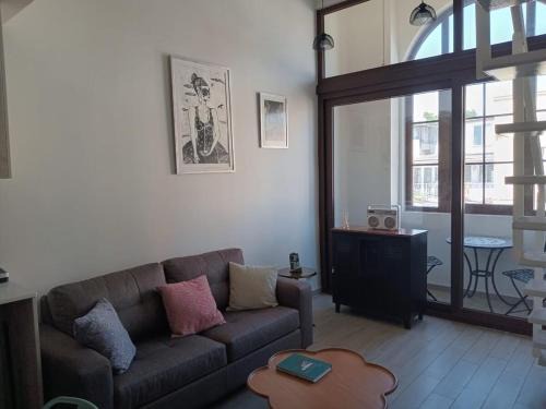 Valparaiso Apartment | HOM I Hermoso Loft 2PAX en cerro Barón y Estacionamiento 2213