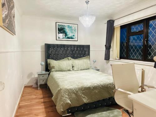 Swindon House | Home away from home