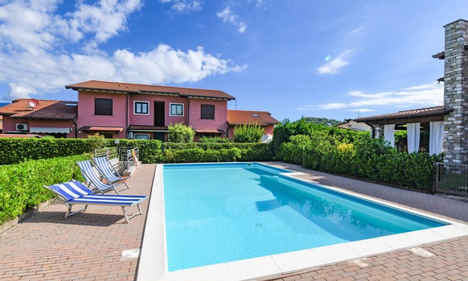 Manerba del Garda Ski Chalet | Home & Garden with pool and near to the lake