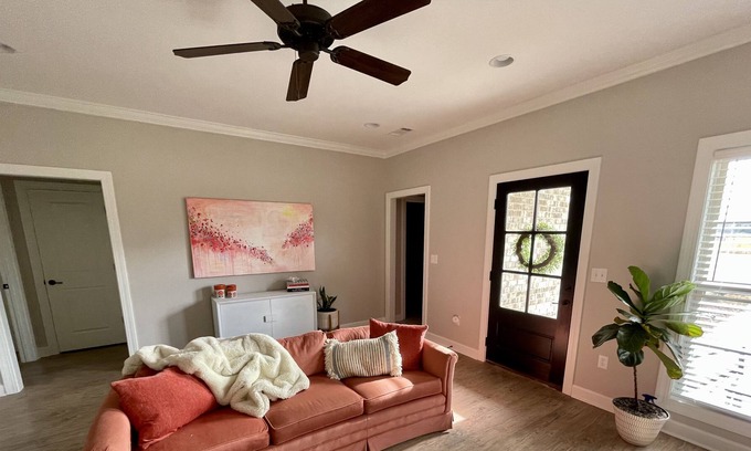 Oxford House | Home in Quiet Neighborhood Short Drive to Oxford Square/Campus!