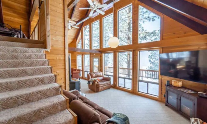 Garden Valley House | Home In The Woods: NEW!
